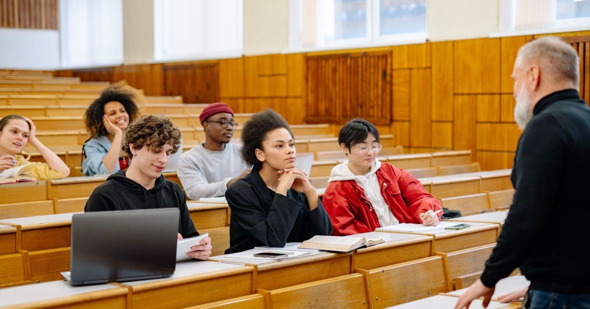 How Can People Continue Learning After Formal Education? A Complete Guide